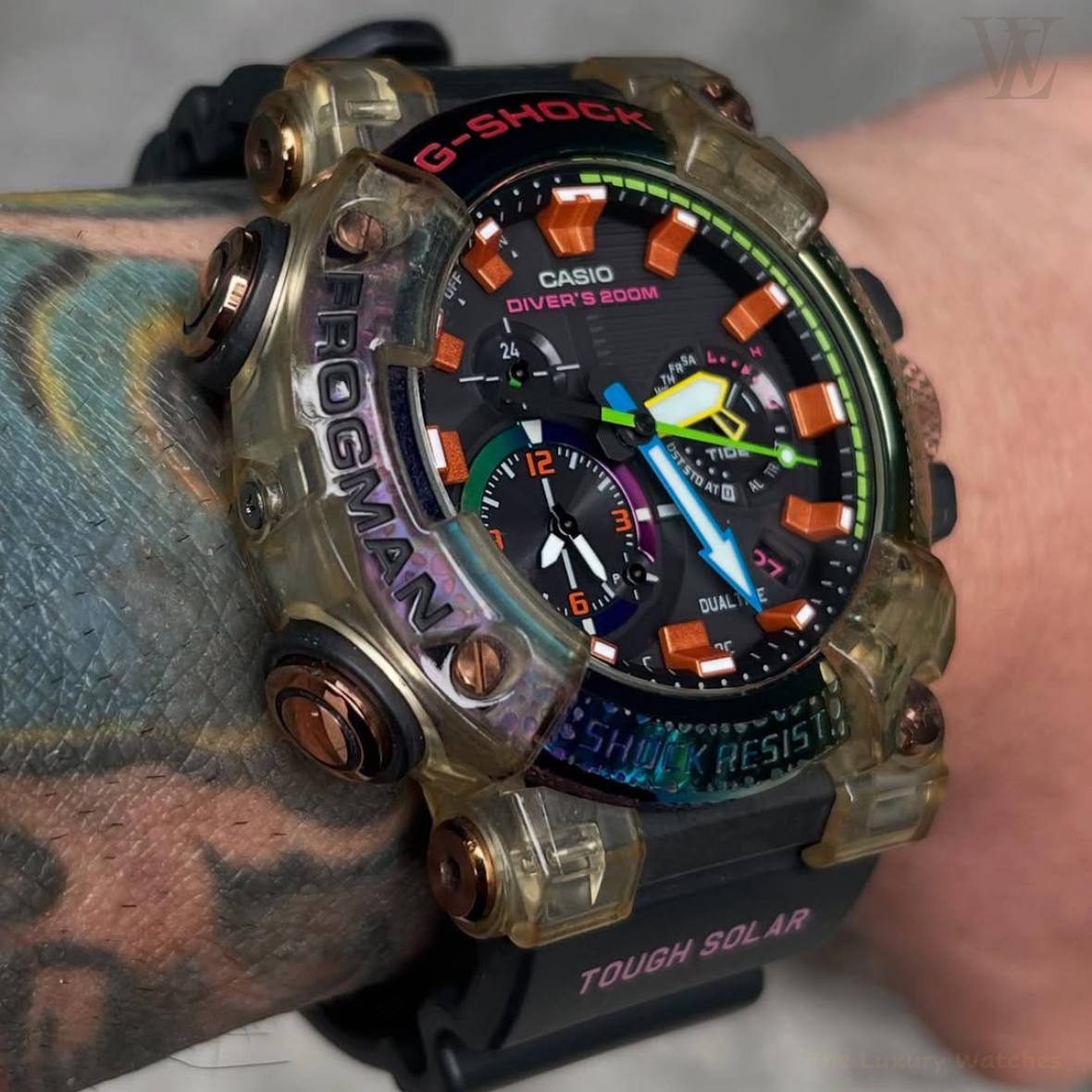 M21- Luxury Rainbow Watch.